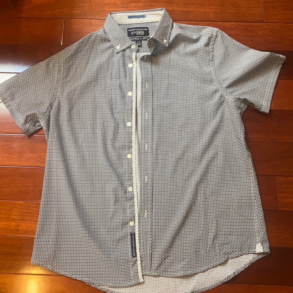 Report Collection Men’s Short Sleeve Button Up